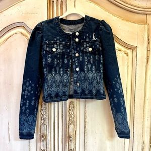 Brand new, never worn! Venus bandana print jean jacket in dark blue, size XS-S.
